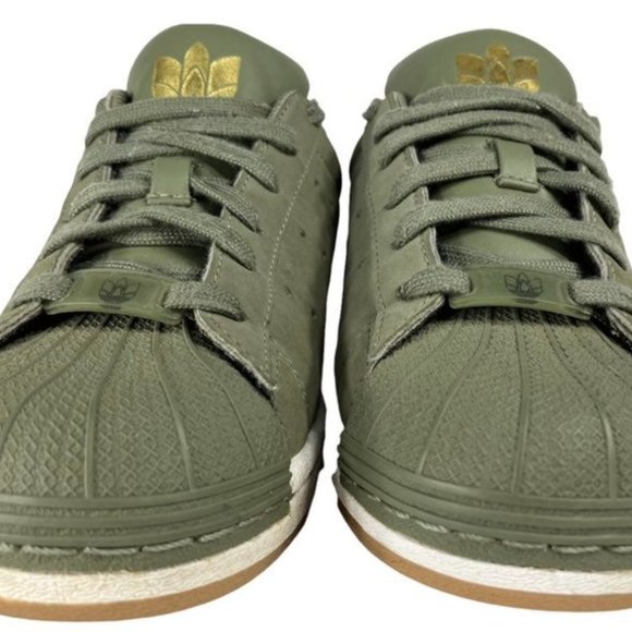 Adidas army green shoes. size 4 - Picture 7 of 10